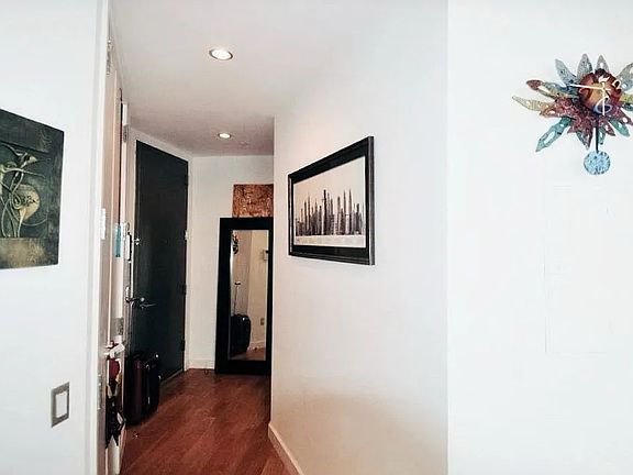 3rd image of 101 N 5th St APT 3J