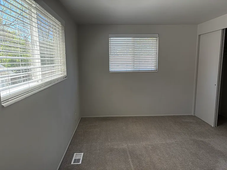 2138 E 6320 S — Photo 14
