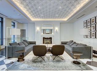 955 Bay St #314, Toronto, ON M5S 0C6