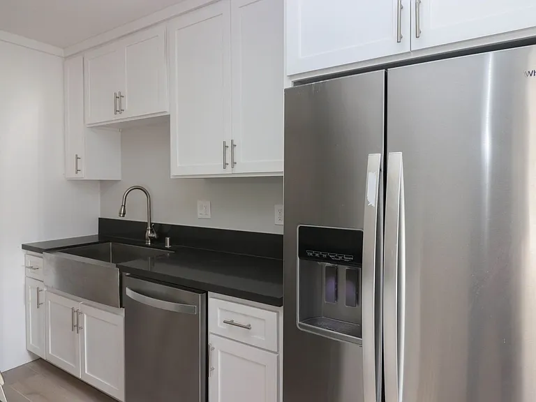 1026 Ximeno Ave — Photo 5