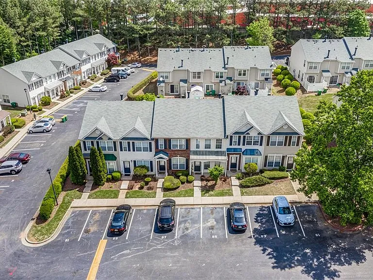 3285 Hidden Cove Cir — Photo 37