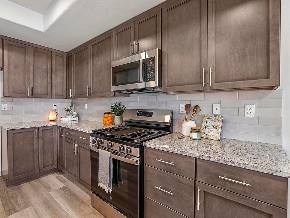 Apple Valley Ranch by Hayden Homes, Inc. in Grandview WA | Zillow