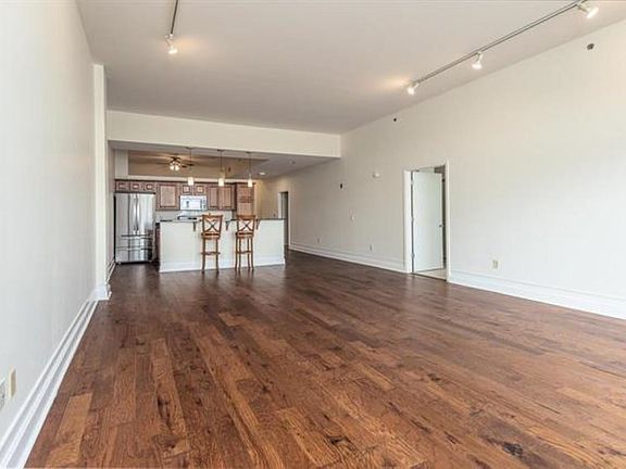 3rd image of 648 Riverside Dr APT 319