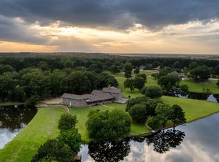 6712 N Hills Dr, Texarkana, TX 75503