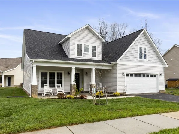 122 Oak Meadow Ln, Blacksburg, VA 24060