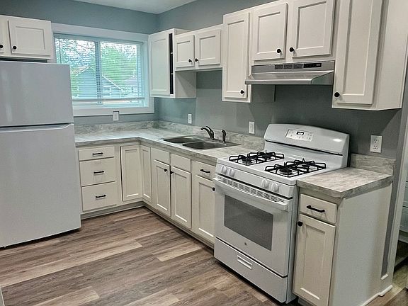 4th image of 200 Dexter Rd #4