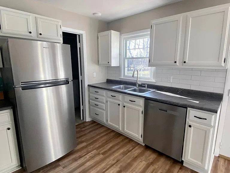 48 Briar Ln — Photo 4