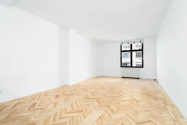 Rented by Sotheby's International Realty | media 14