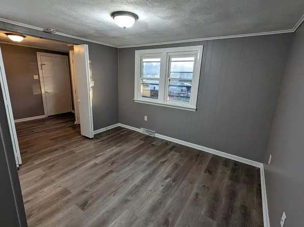 1449 Main St #1R, Walpole, MA 02081