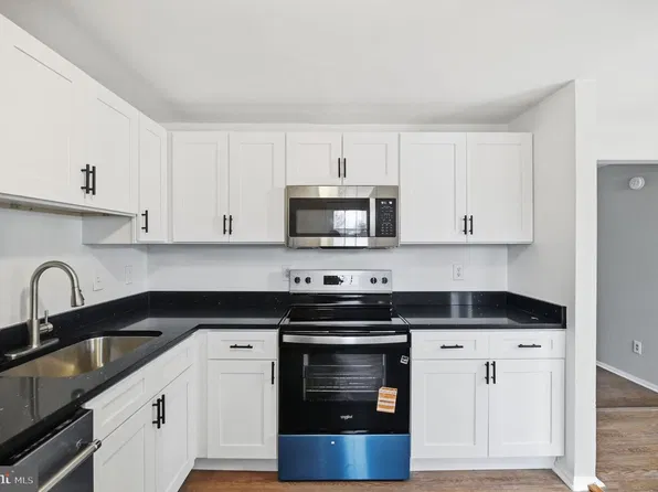 1973 Partree Ct, Woodbridge, VA 22191