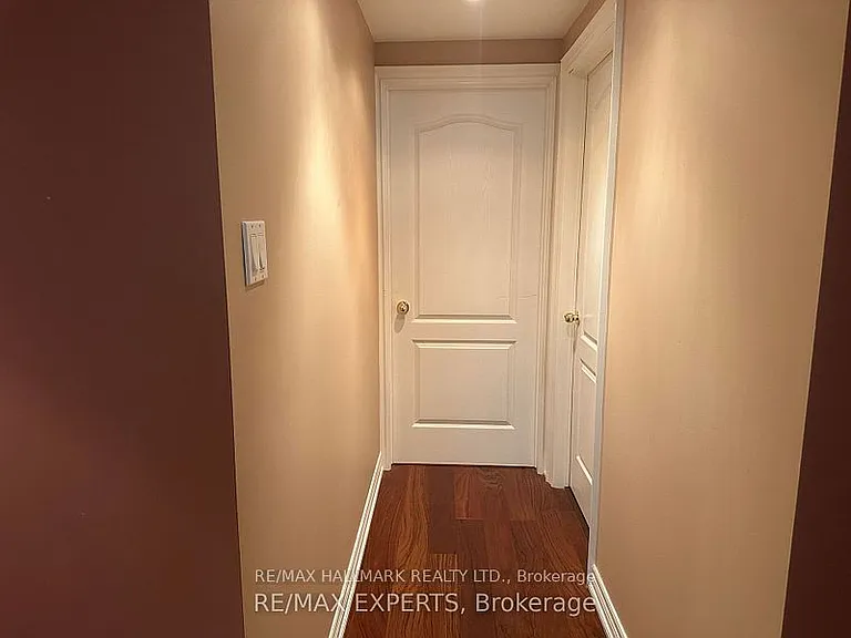 74 Colonel Bertram Rd — Photo 8