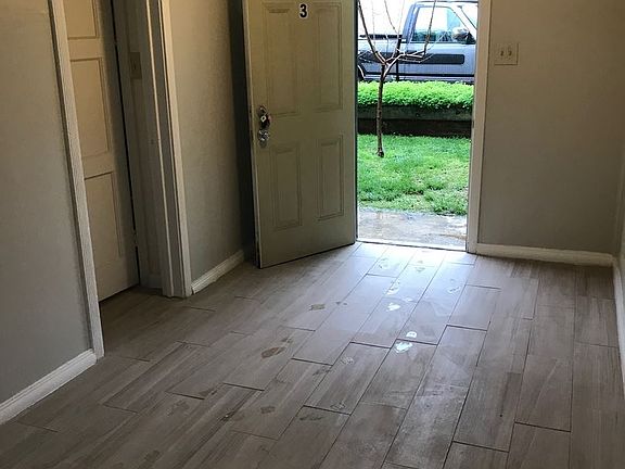 2nd image of 2714 F St APT 03