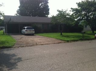 2667 Oakview Dr, Humboldt, TN 38343
