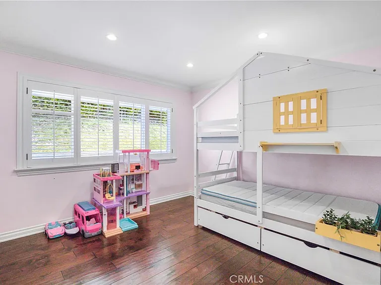 2461 Allanjay Pl — Photo 18