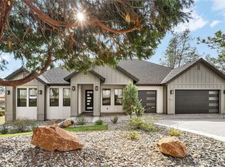 260 Pinewood Dr, Paradise, CA