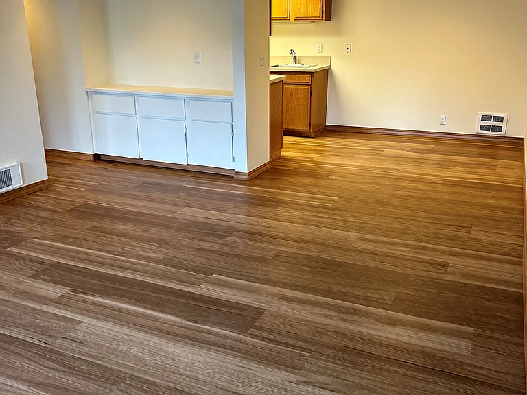 Meridian Place — Photo 20