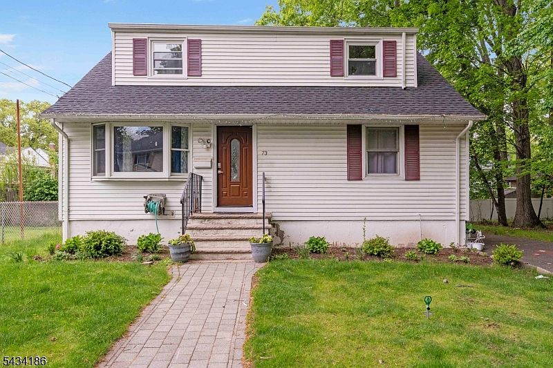 1st image of 73 Davis Dr
