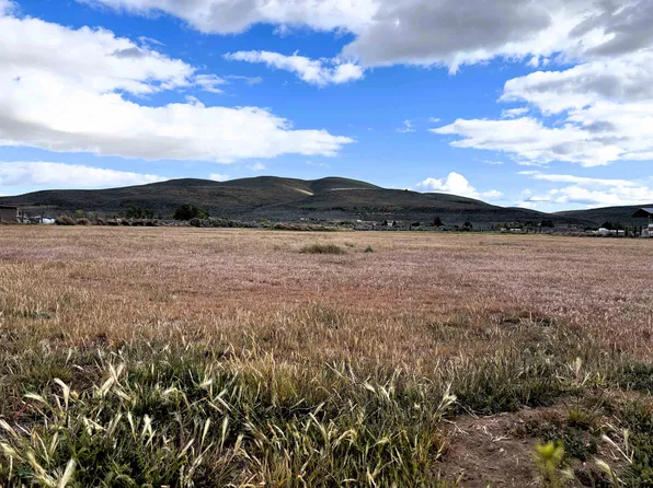 715-710 Lake Leavitt Rd, Susanville, CA 96130