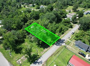 2303 6th St, Orange, TX 77630