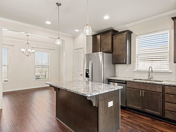 5th image of 873 Smolkin Ln