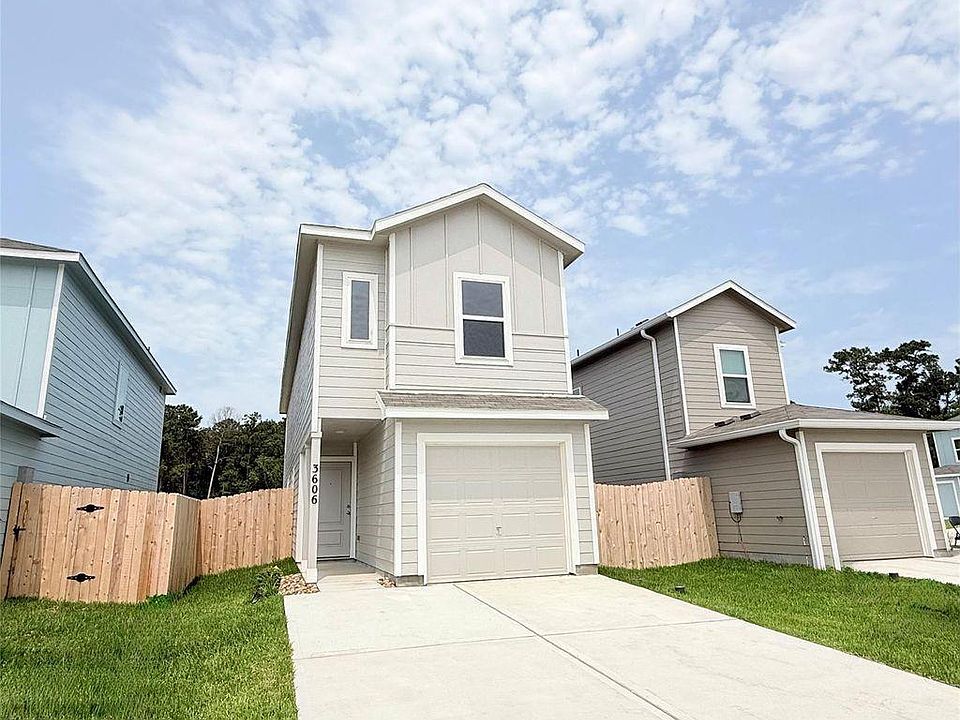 1st image of 3606 Duplet Ave
