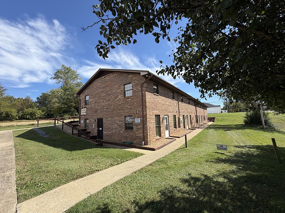 1st image of 144 Mason St #4