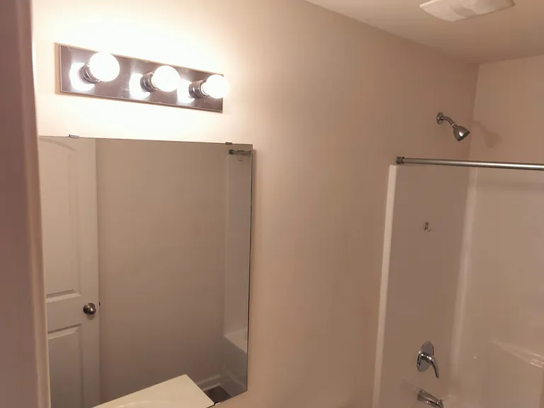 405 Holman St — Photo 24