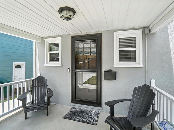 5th image of 3504 Saybrook Ave
