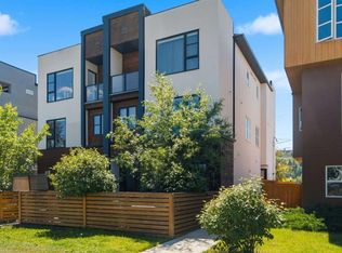 4733 W 17th Ave NW #2, Calgary, AB T3B 0P2
