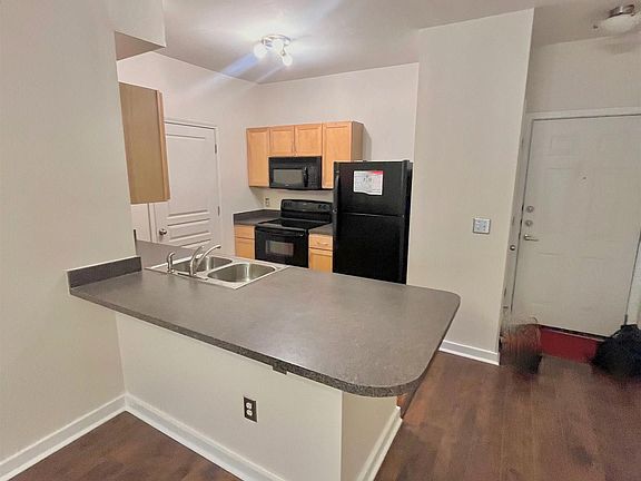 2nd image of 401 20th St S Unit 315