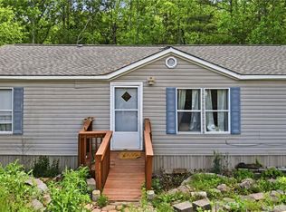 226 Chivalry Ln, Ball Ground, GA 30107