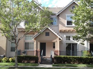 324 Whisman Station Dr, Mountain View, CA 94043