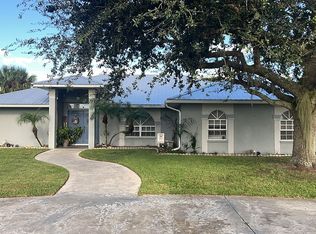 2014 Indian Hills Dr, Moore Haven, FL 33471