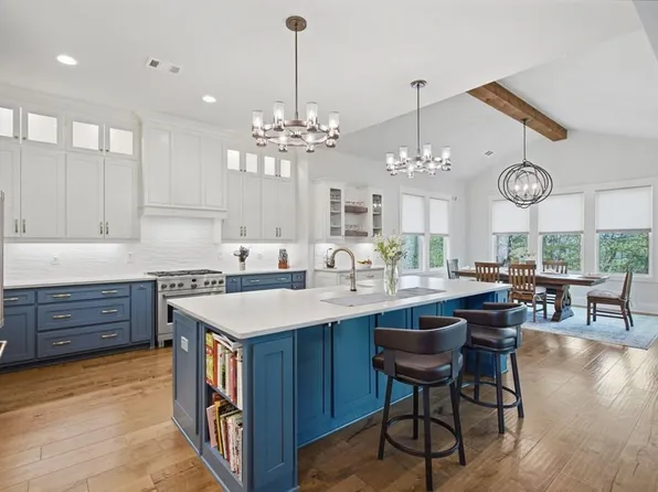 83 Summit Dr W, Jasper, GA 30143