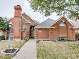 921 McCoy Dr, Irving, TX 75062
