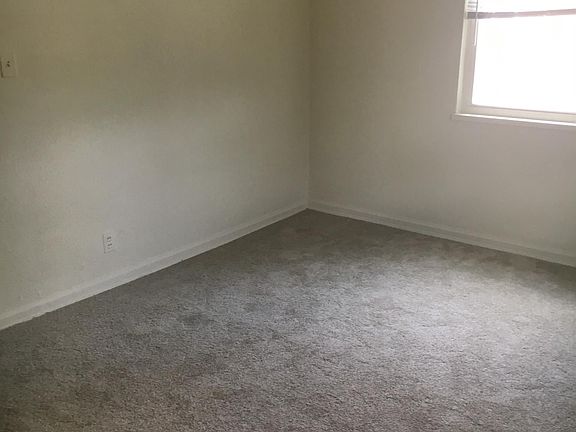 5th image of 1573 Old Lane Ave APT 1