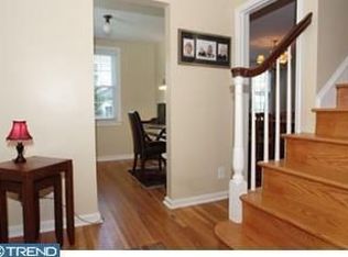 18 Hawthorne Ln, Bryn Mawr, PA 19010