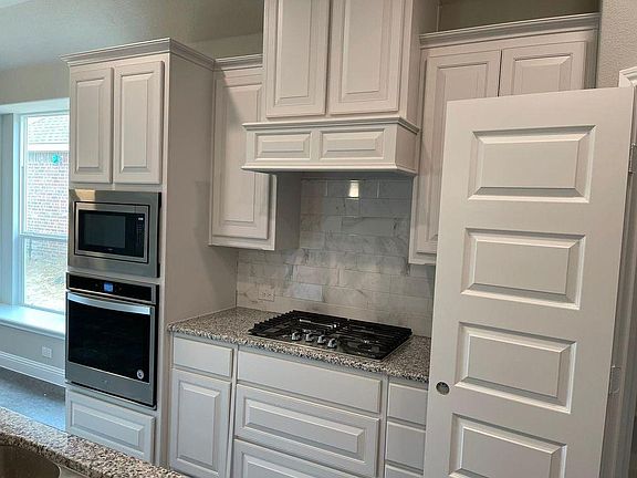 5th image of 1459 Scarlet Ln