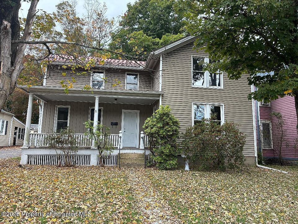 1st image of 135 Bridge St