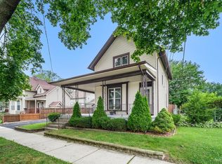 266 Perry St, Elgin, IL 60123