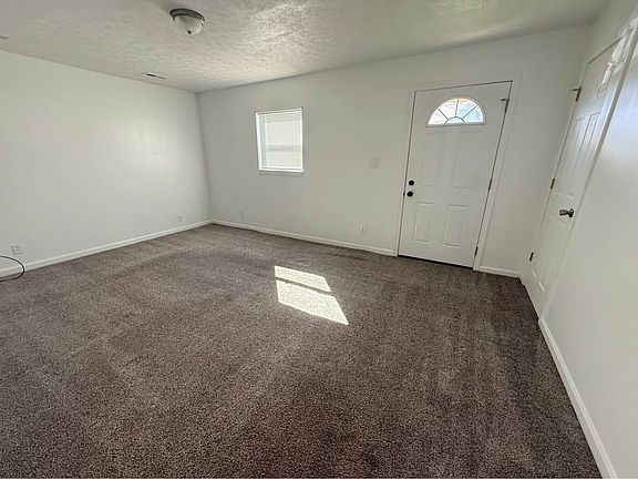 3rd image of 219 Highland Dr