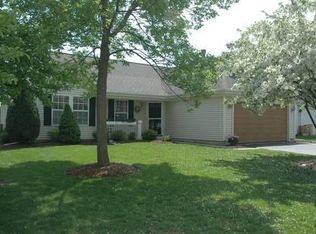 636 Orrington Ct, Lake Zurich, IL