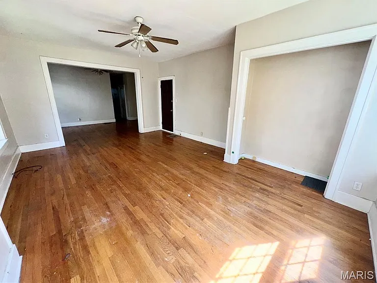 2406 Edison Ave #1A — Photo 4