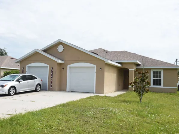 33 Rosecroft Ln #B, Palm Coast, FL 32164