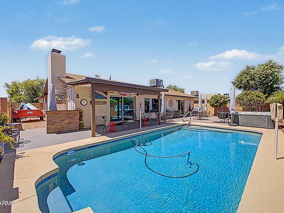 2nd image of 5746 W Desert Cove Avenue