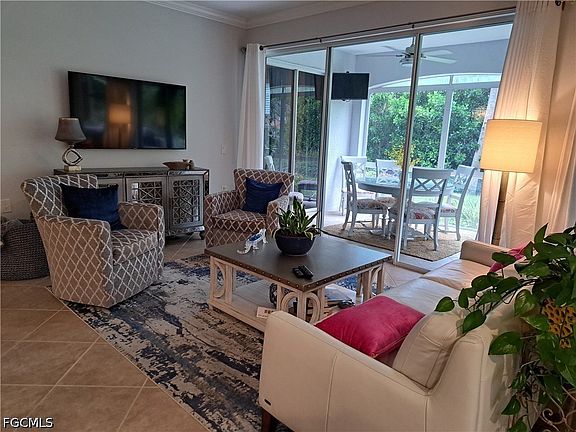 4th image of 11037 Harbour Yacht Ct #2