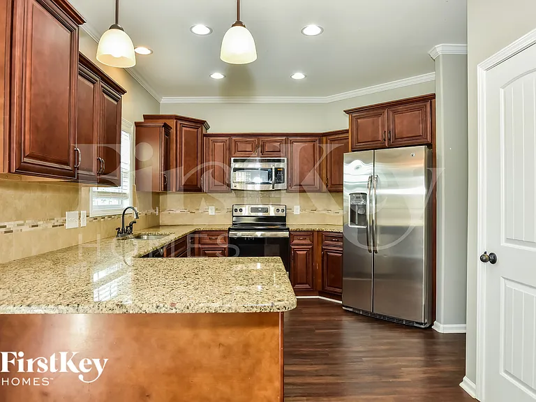 3707 Windmill Ct — Photo 7