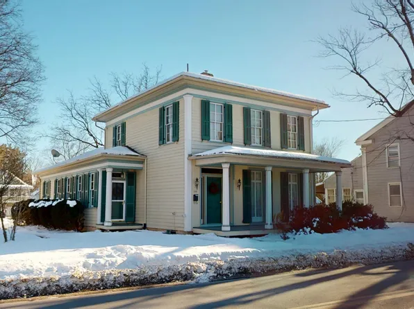 122 E Water St, Muncy, PA 17756