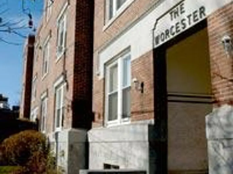 8 Farrington Ave #8A — Photo 18