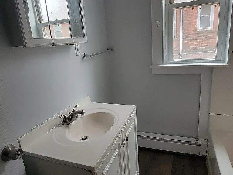 119 Sisson Ave #1S — Photo 17
